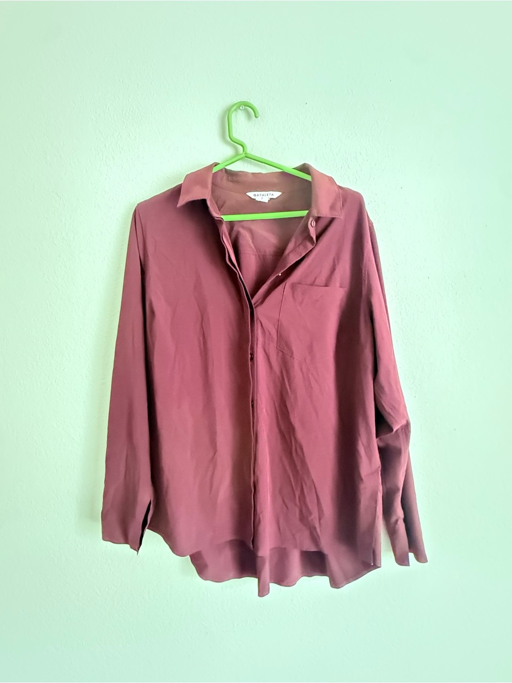 ATHLETA Urbanite Burgundy Haze Work Travel Commute Button Down Shirt Top